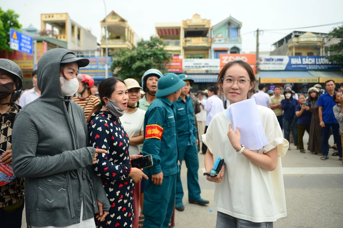 Kết thúc ngày thi đầu tiên: Thí sinh tự tin với đề Toán, sẵn sàng cho môn thi cuối cùng