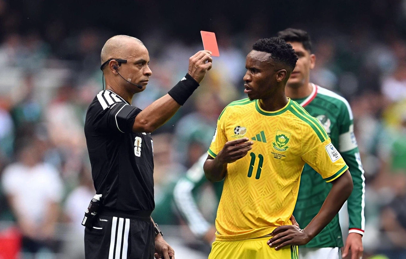 Mexico khởi đầu hoàn hảo trong trận khai mạc World Cup 2026; CA TPHCM và Ninh Bình giành vé vào chung kết Cúp Quốc gia 2026
