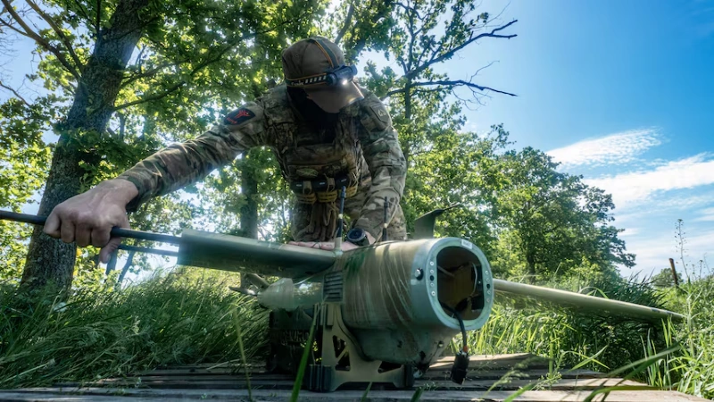Nga chỉ trích mạnh mẽ thỏa thuận UAV giữa Canada và Ukraine