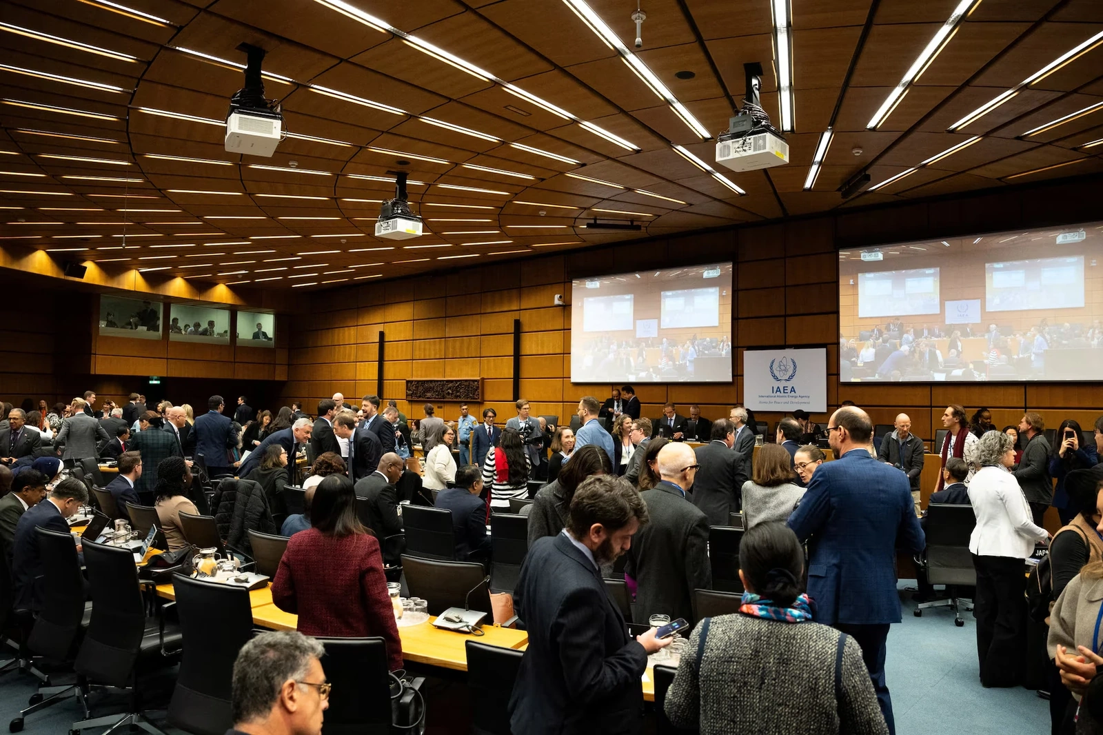 IAEA thông qua nghị quyết yêu cầu Iran minh bạch về lượng uranium làm giàu