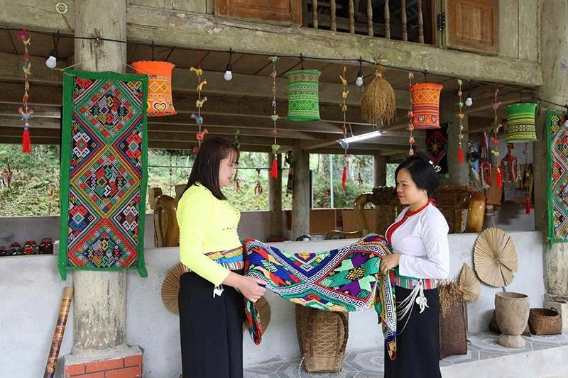 Từ sản phẩm địa phương đến đặc sản du lịch