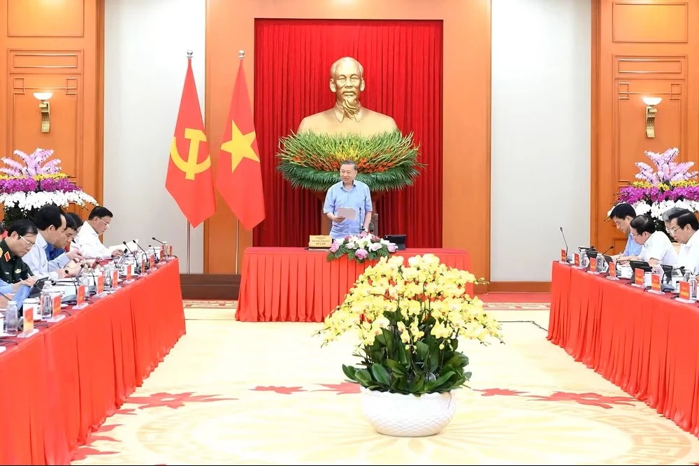 Chuyển mạnh từ “quản lý giáo dục” sang “quản trị phát triển giáo dục”