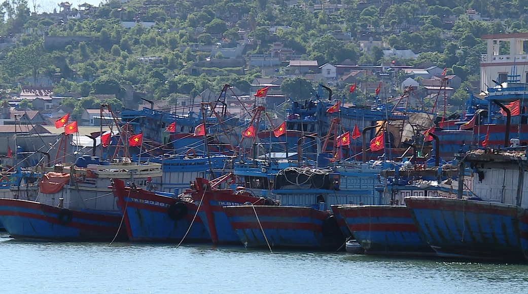 Tổ quốc trên những con tàu