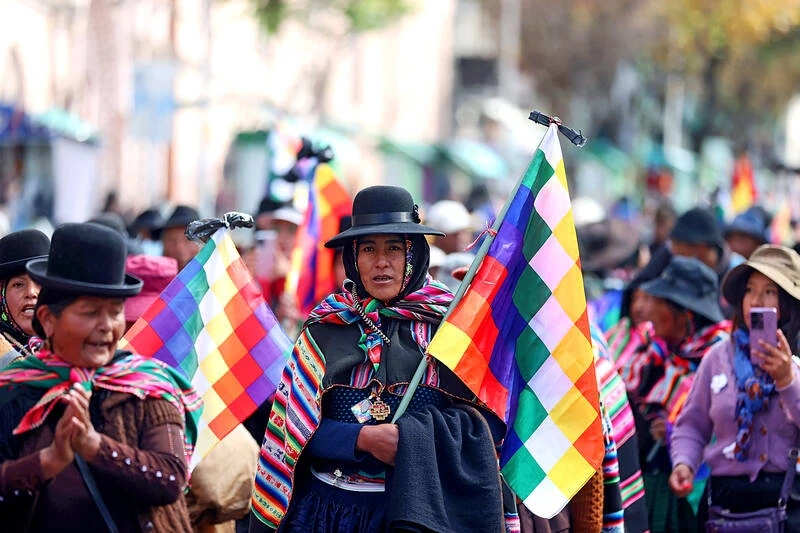Bolivia ban bố tình trạng khẩn cấp quốc gia