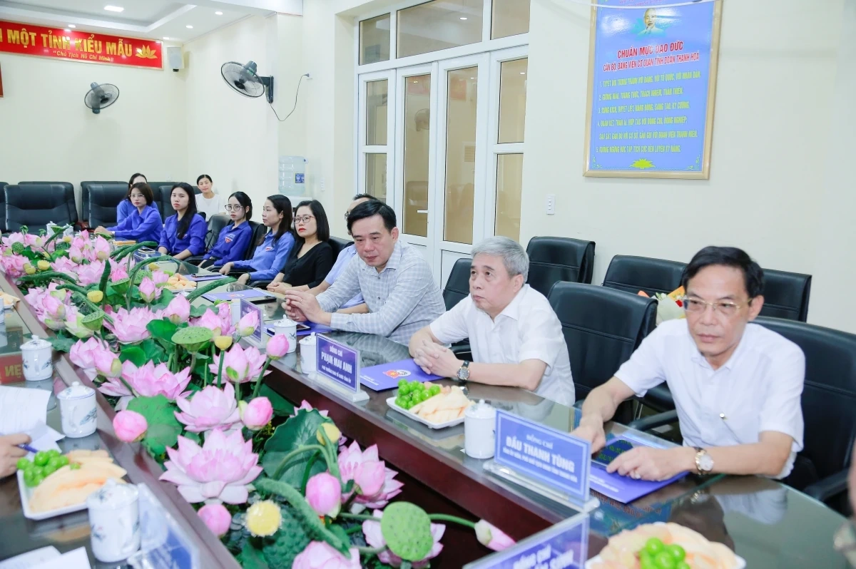 Gặp mặt đoàn đại biểu dự Đại hội Đoàn toàn quốc lần thứ XIII
