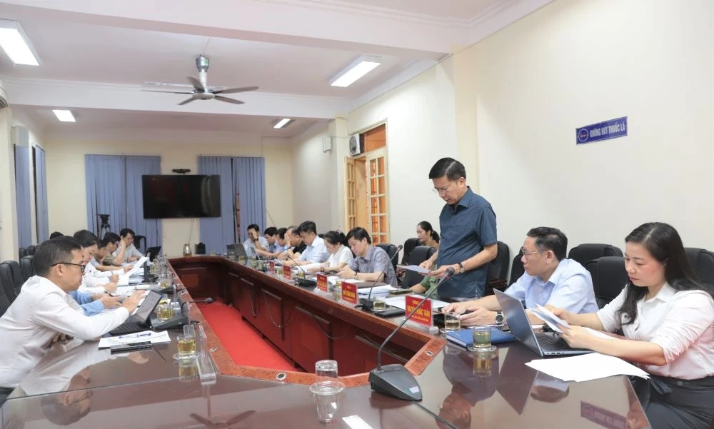 Tiếp tục hoàn thiện cơ chế, chính sách về hiến, ghép mô, tạng và phòng, chống tác hại của thuốc lá