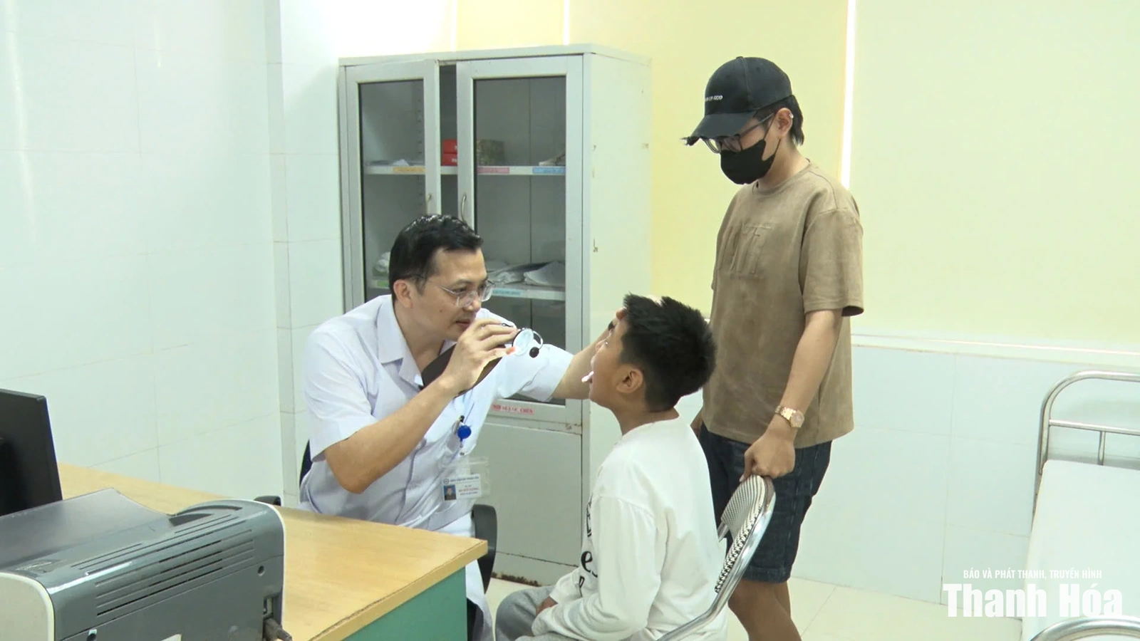 Bảo vệ, chăm sóc trẻ đúng cách trong thời tiết nắng nóng