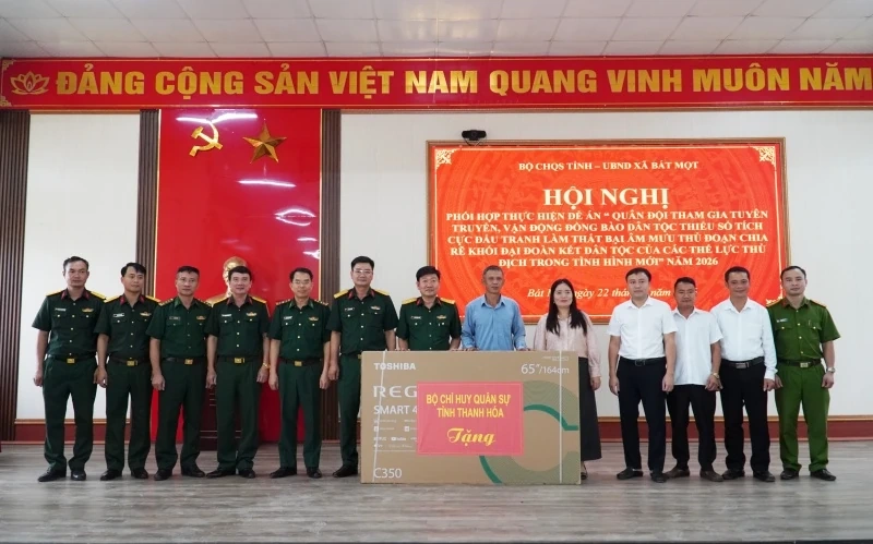 Phối hợp đấu tranh làm thất bại âm mưu chia rẽ khối đại đoàn kết toàn dân tộc của các thế lực thù địch 