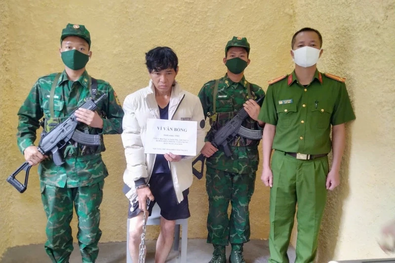 Bắt giữ đối tượng tàng trữ trái phép chất ma túy