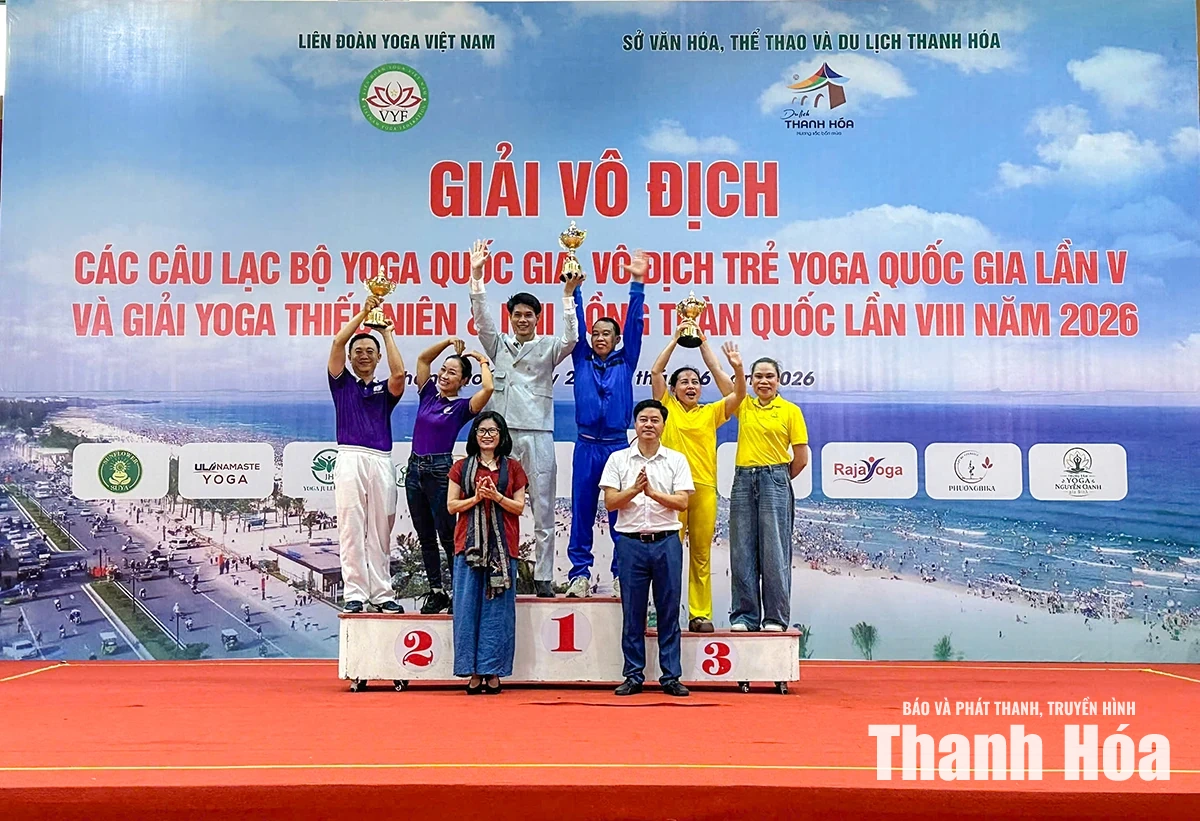 Liên đoàn Yoga Thanh Hóa xếp thứ Ba tại Giải vô địch các CLB Yoga quốc gia