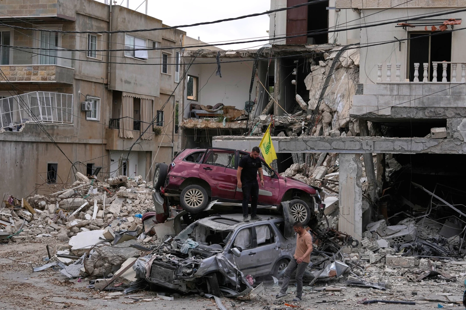 Israel duy trì hiện diện quân sự tại Liban, Gaza và Syria