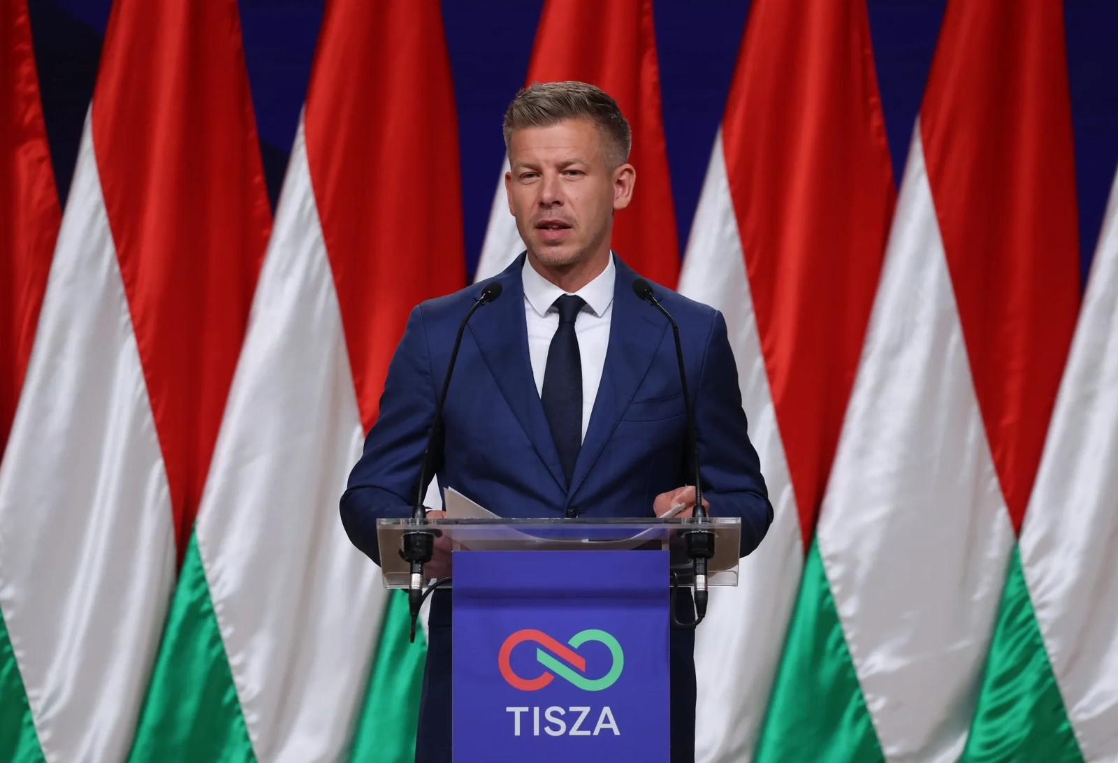Thủ tướng Hungary công bố chương trình cải tổ bộ máy nhà nước