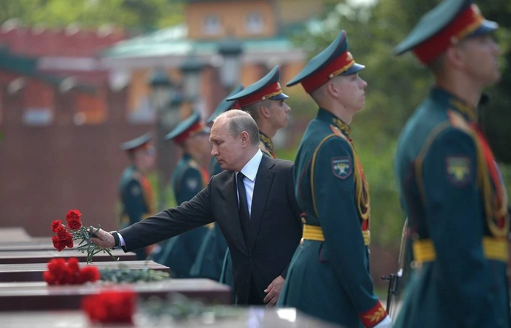 Tổng thống Putin dự lễ tưởng niệm ngày phát động Chiến tranh Vệ quốc Vĩ đại