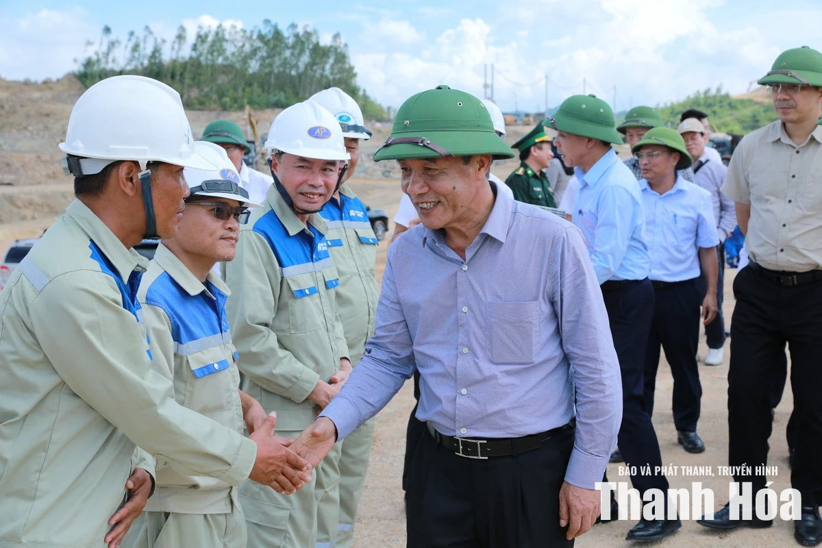 Bí thư Tỉnh ủy Lê Đức Thái kiểm tra tiến độ các dự án trọng điểm tại Khu Kinh tế Nghi Sơn
