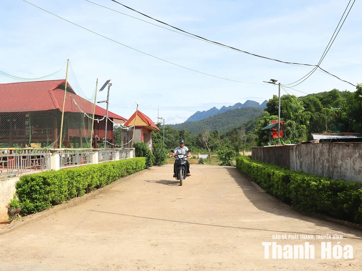 Đổi thay ở bản Làng