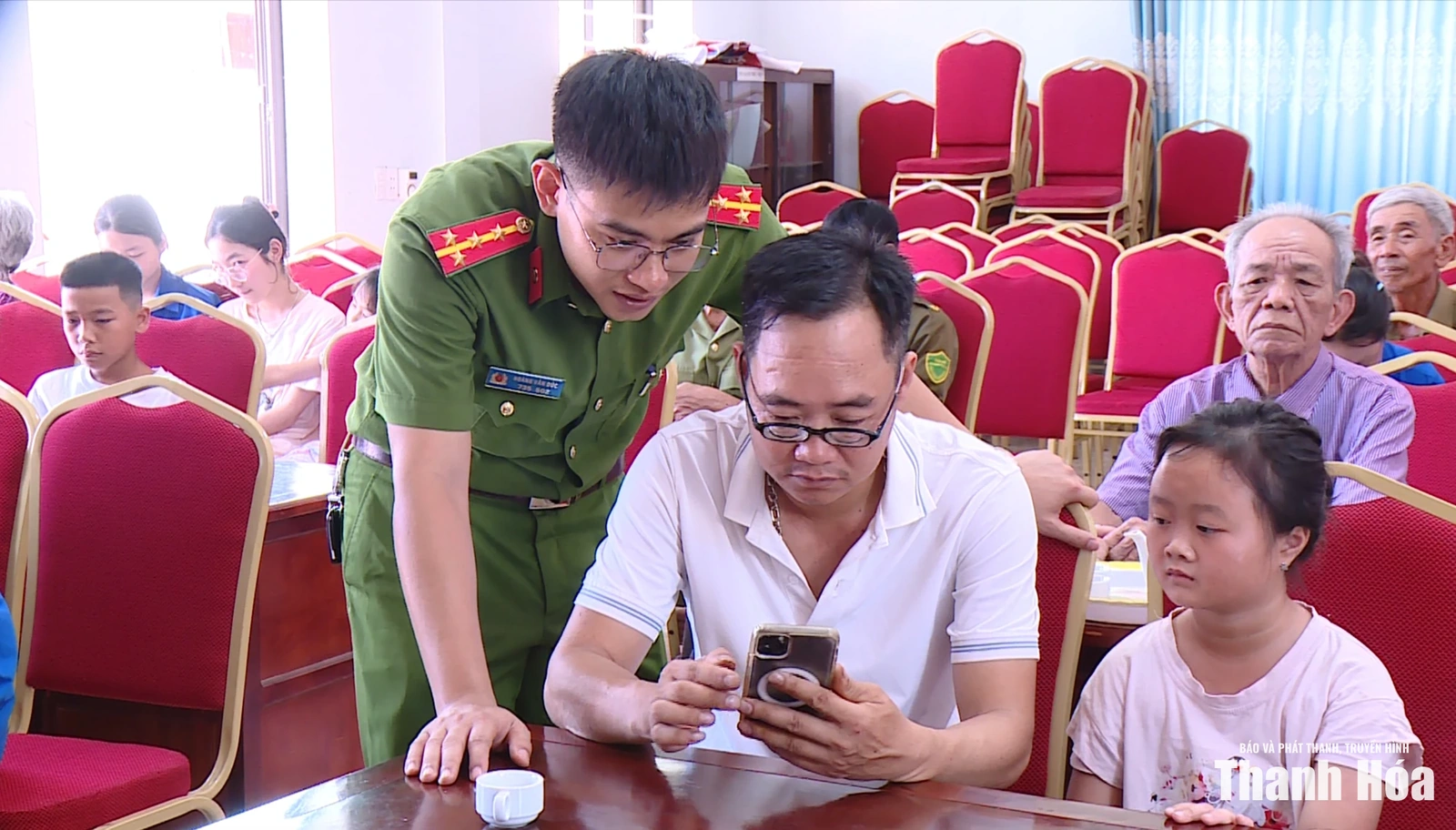 Sẵn sàng chi trả an sinh xã hội không dùng tiền mặt từ ngày 1/7