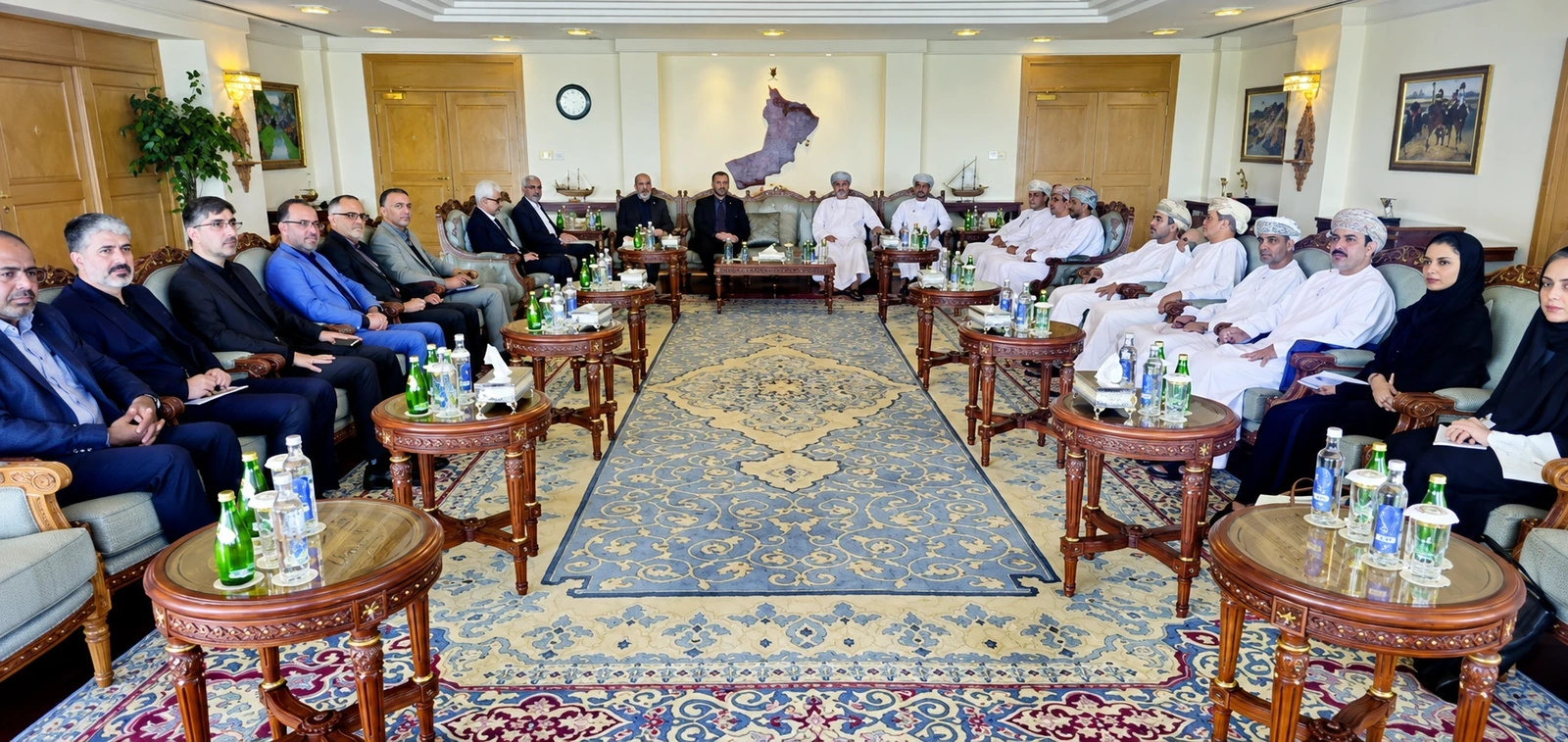 Oman và Iran họp bàn về Hormuz