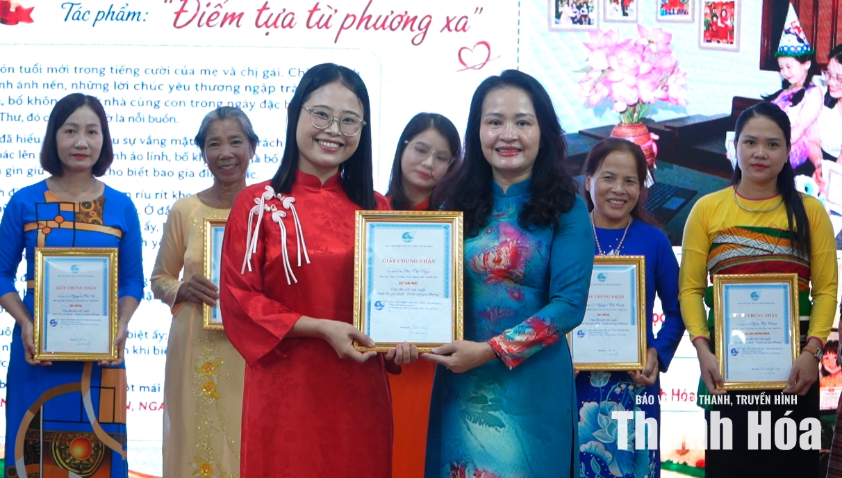 Trao giải Cuộc thi ảnh trực tuyến “Mái ấm gia đình - Điểm tựa yêu thương”