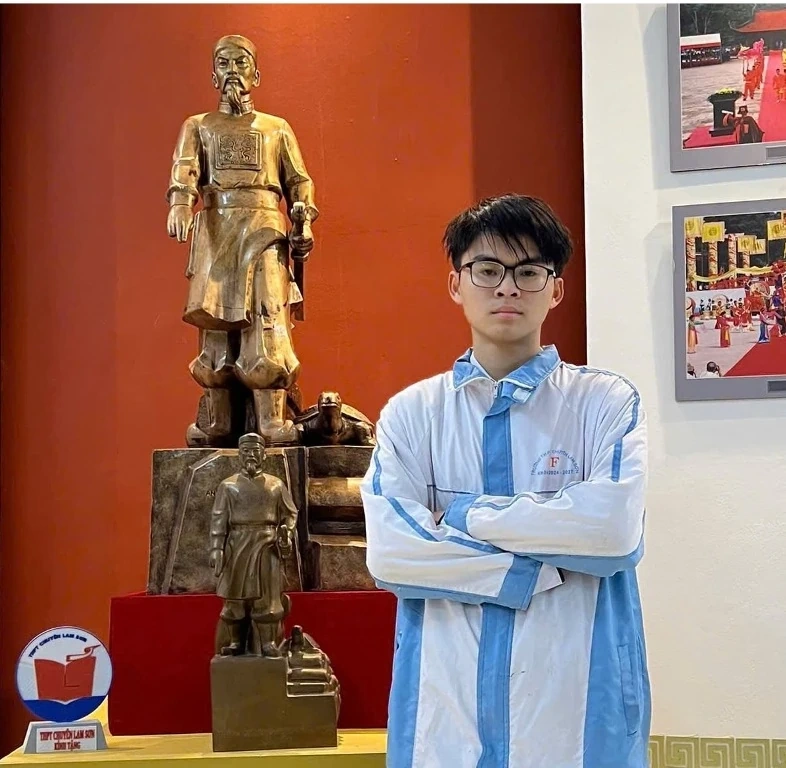 Hai học sinh Thanh Hóa được chọn vào Đội tuyển Việt Nam dự thi Olympic Thiên văn và Vật lý thiên văn quốc tế