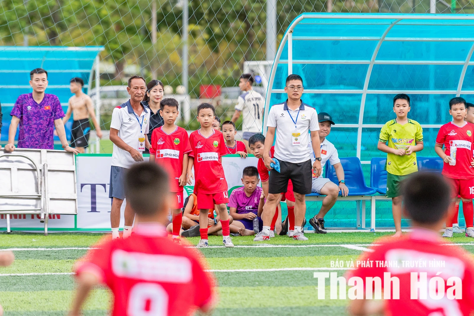 Cuộc đối đầu giữa “Messi nhí” và những cỗ máy ghi bàn