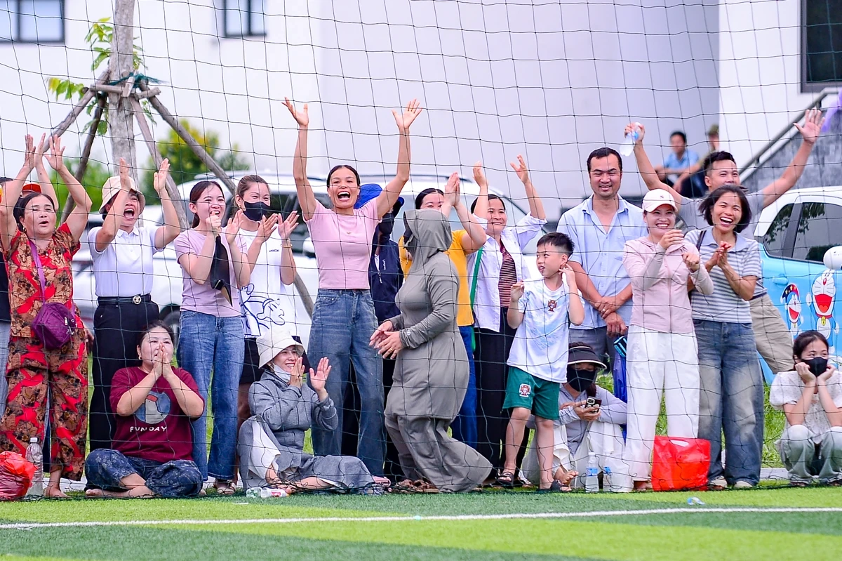 Cảm xúc theo trái bóng lăn tại Giải Bóng đá Nhi đồng Báo và Phát thanh, truyền hình Thanh Hóa lần thứ V