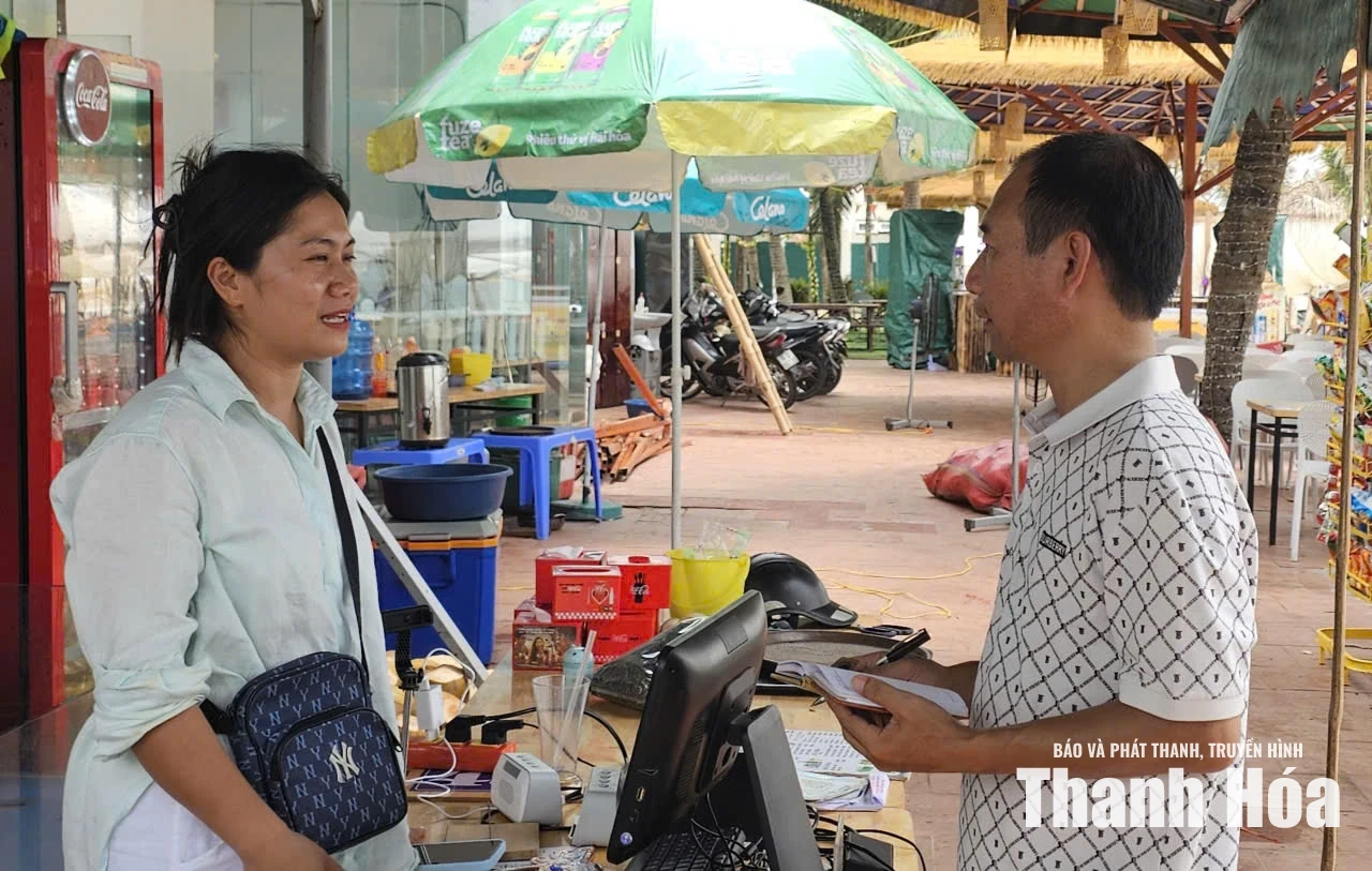 Sầm Sơn nhanh chóng khắc phục sự cố nước mưa từ cống tiêu thoát tràn ra biển
