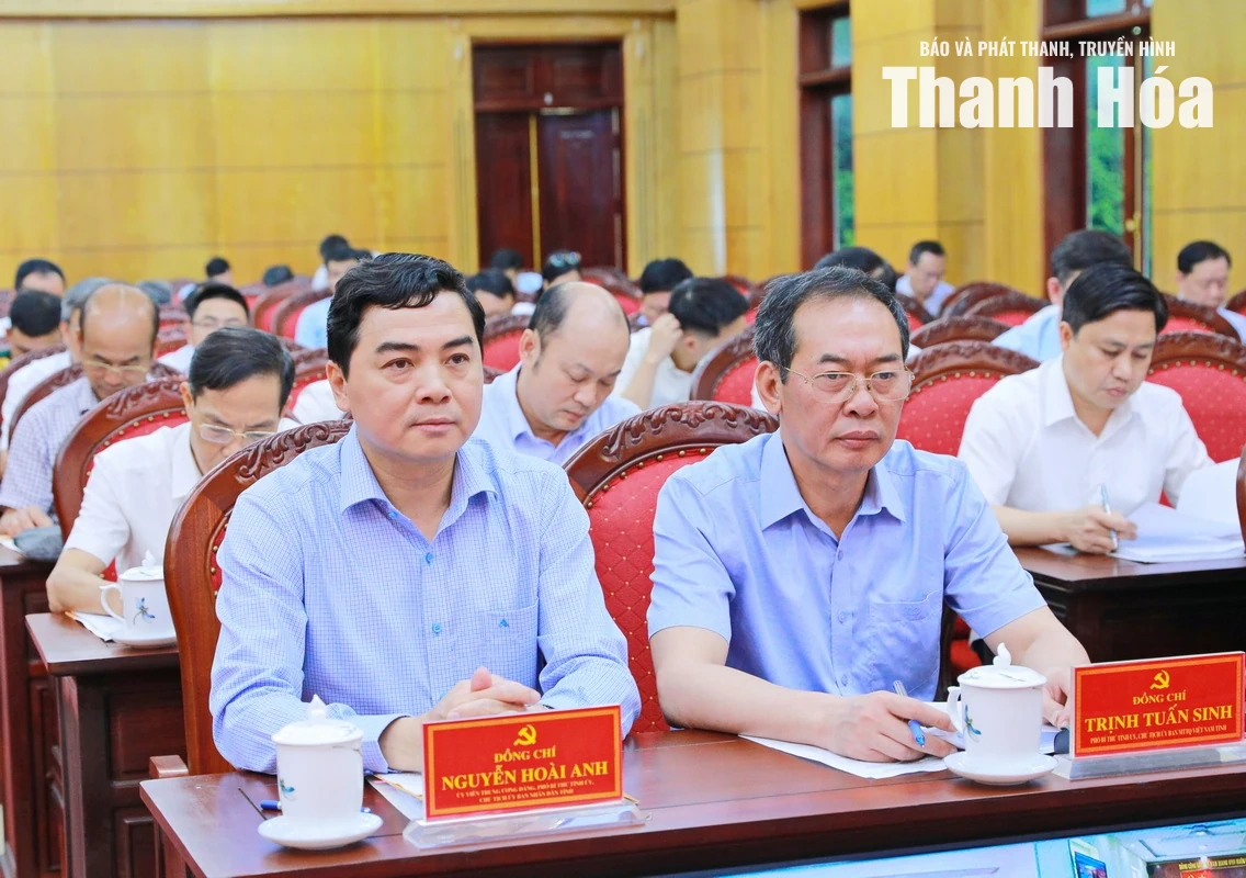 Quyết tâm tạo chuyển biến rõ nét trong giải ngân vốn đầu tư công, giải phóng mặt bằng và thu tiền sử dụng đất