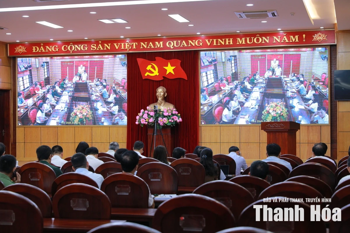 Quyết tâm tạo chuyển biến rõ nét trong giải ngân vốn đầu tư công, giải phóng mặt bằng và thu tiền sử dụng đất