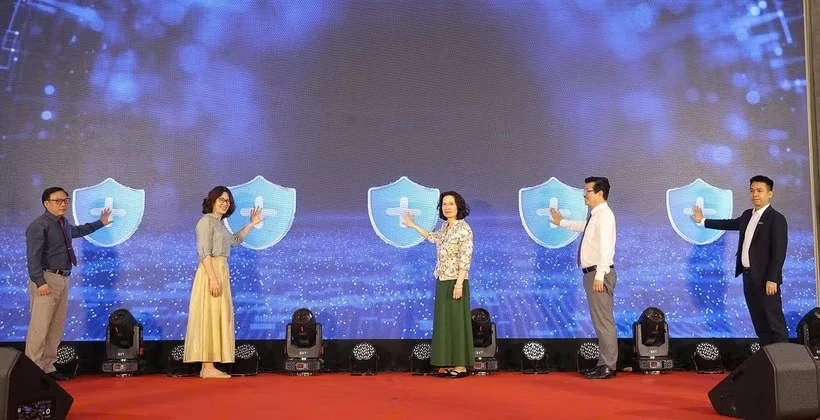 Phát động Cuộc thi phát thanh, truyền hình về gương sáng trong phòng bệnh