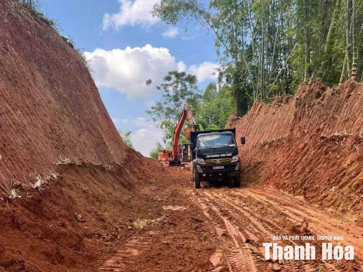 Đẩy nhanh tiến độ các dự án hạ tầng giao thông miền núi
