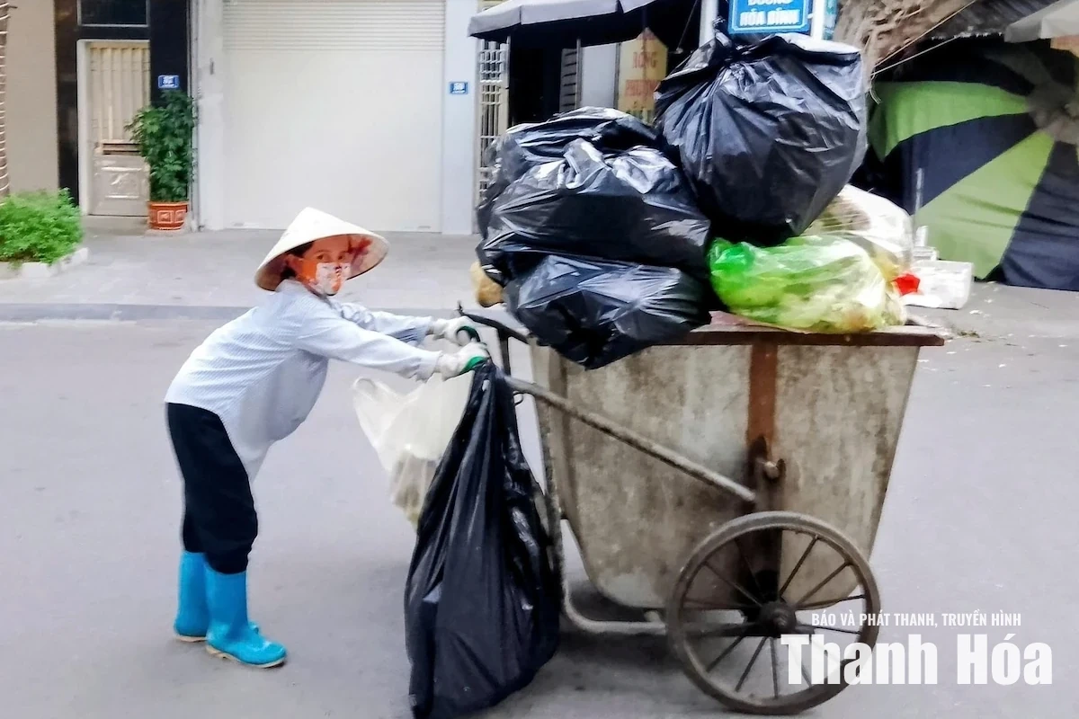 Chị Lanh “làm sạch môi trường - làm đẹp cho đời”