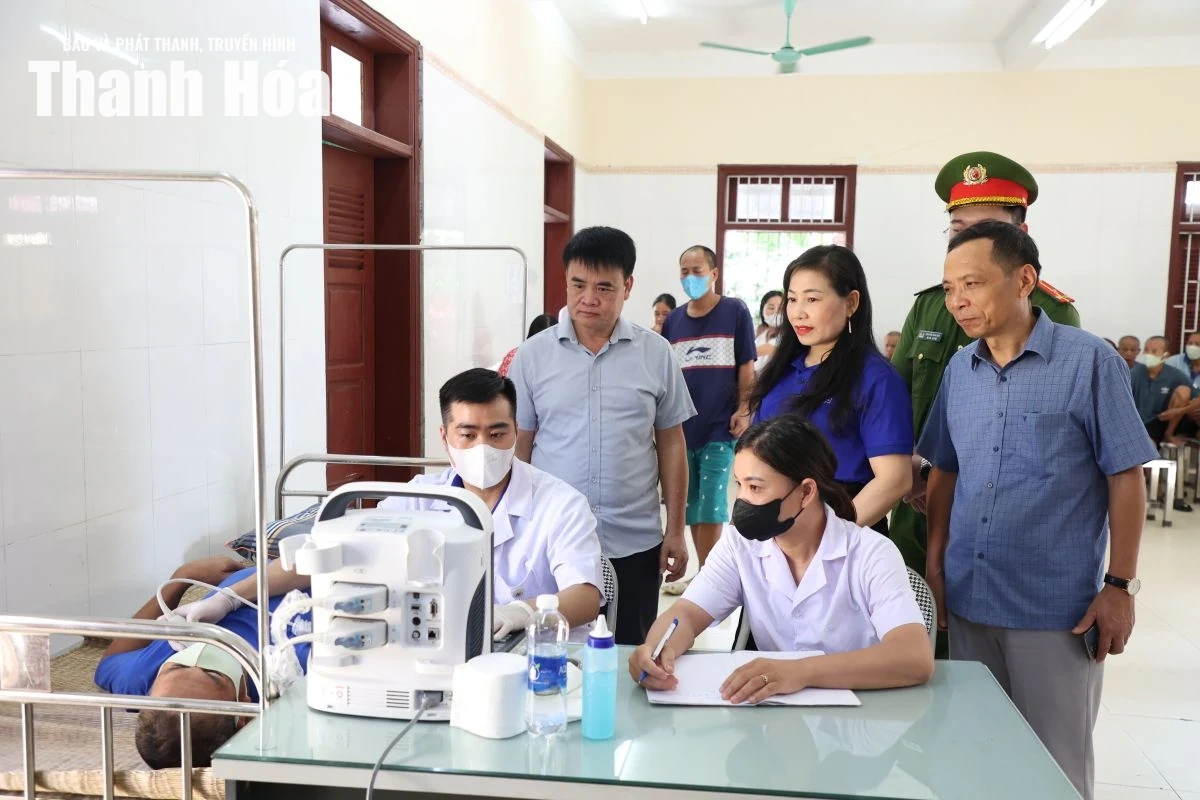 Buổi khám đặc biệt tại Trung tâm Bảo trợ xã hội Thanh Hóa