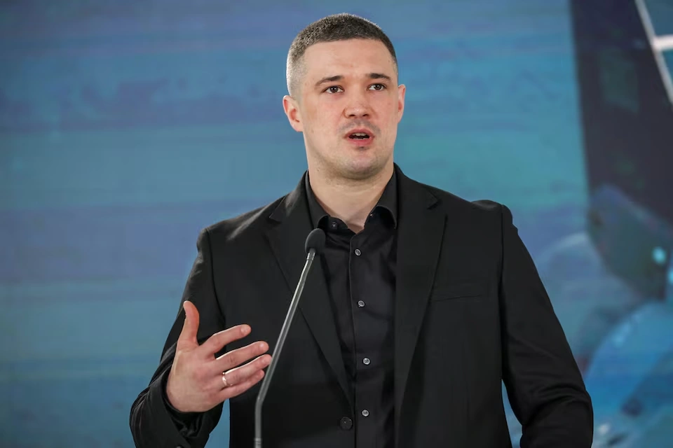 Tổng thống Zelensky chọn lãnh đạo Naftogaz làm Thủ tướng, sắp thay Bộ trưởng Quốc phòng
