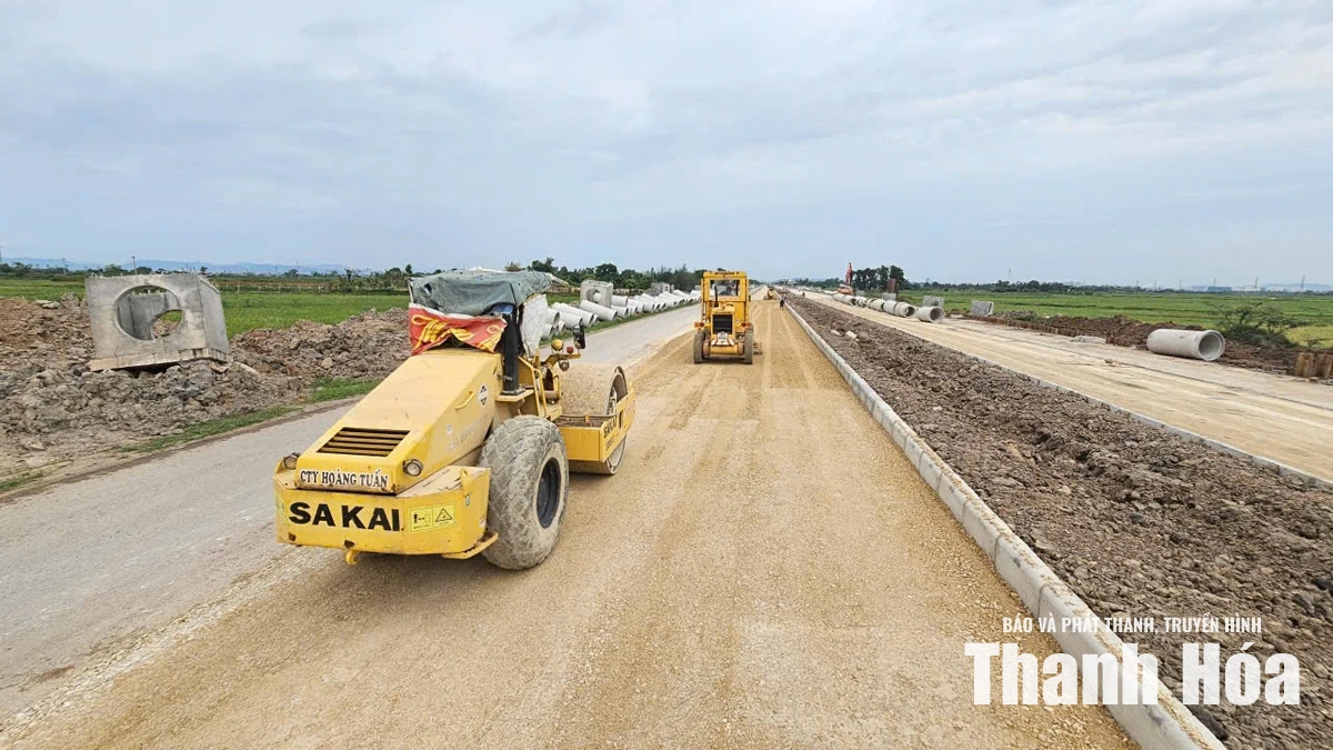 Không để nhà thầu yếu làm chậm Dự án đường Voi - Sầm Sơn