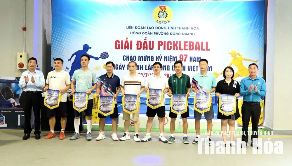 Sôi nổi Giải Pickleball Công đoàn phường Đông Quang