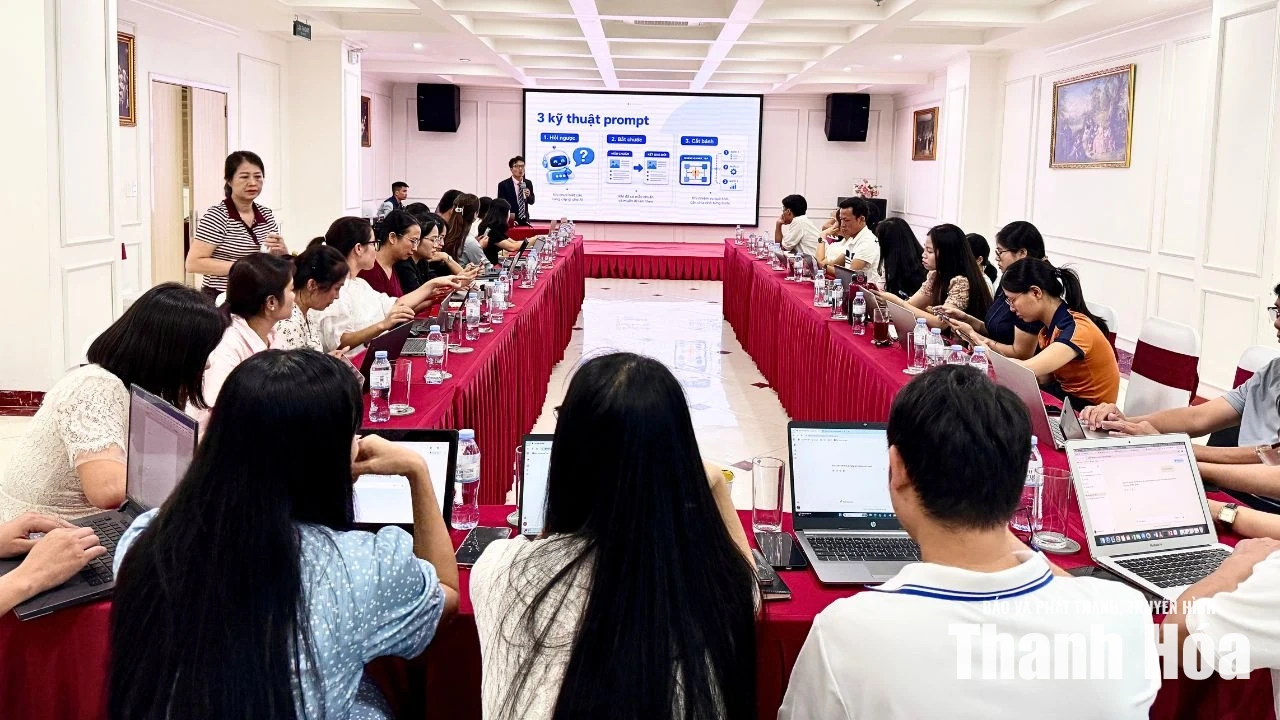 Tập huấn ứng dụng AI trong sáng tạo hình ảnh báo chí đa nền tảng