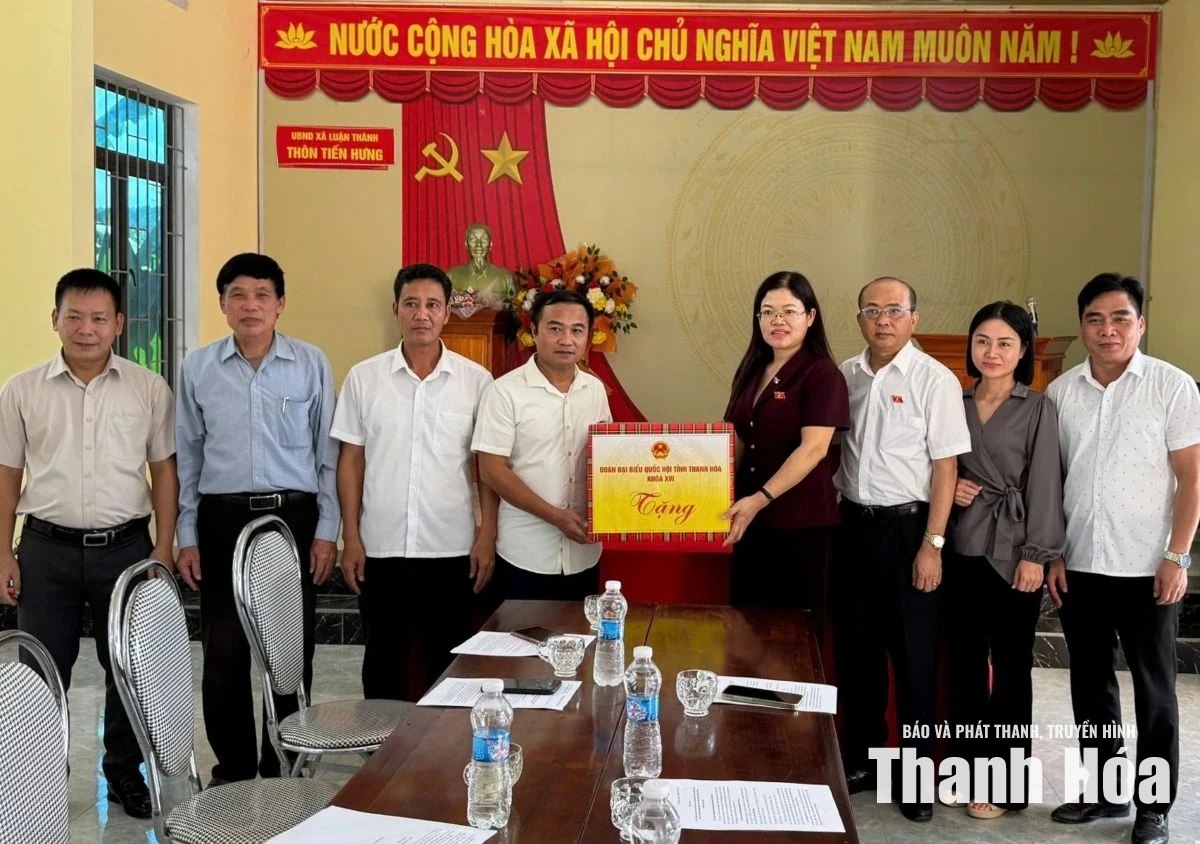 Khảo sát việc thực hiện mô hình chính quyền địa phương 2 cấp và sắp xếp thôn tại xã Luận Thành
