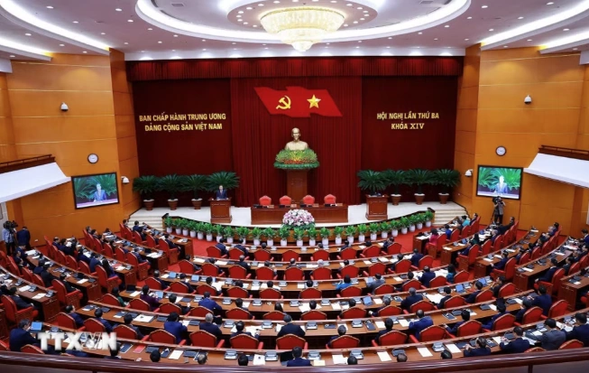 Bế mạc Hội nghị lần thứ ba Ban Chấp hành Trung ương Đảng khóa XIV
