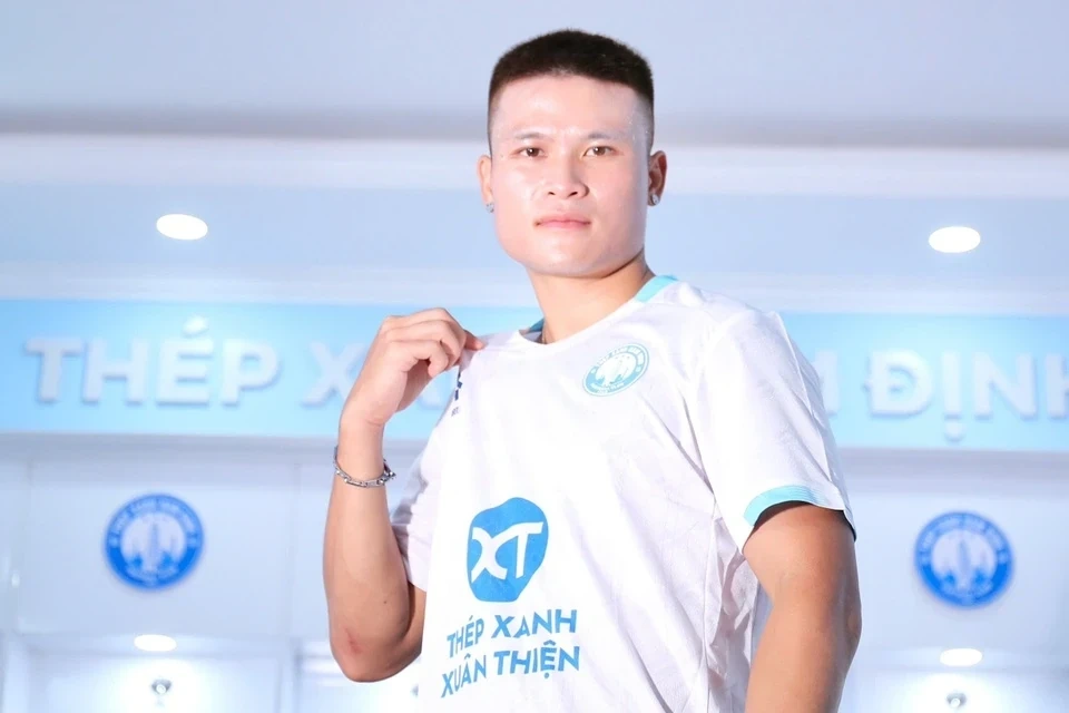 Trung vệ tuyển Việt Nam gặp sự cố hy hữu; FIFA xác nhận có thể thay đổi rất lớn ở World Cup 2030