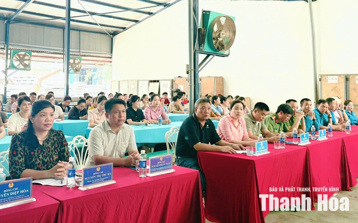 Công đoàn phường Quảng Phú lắng nghe, đối thoại với đoàn viên, người lao động