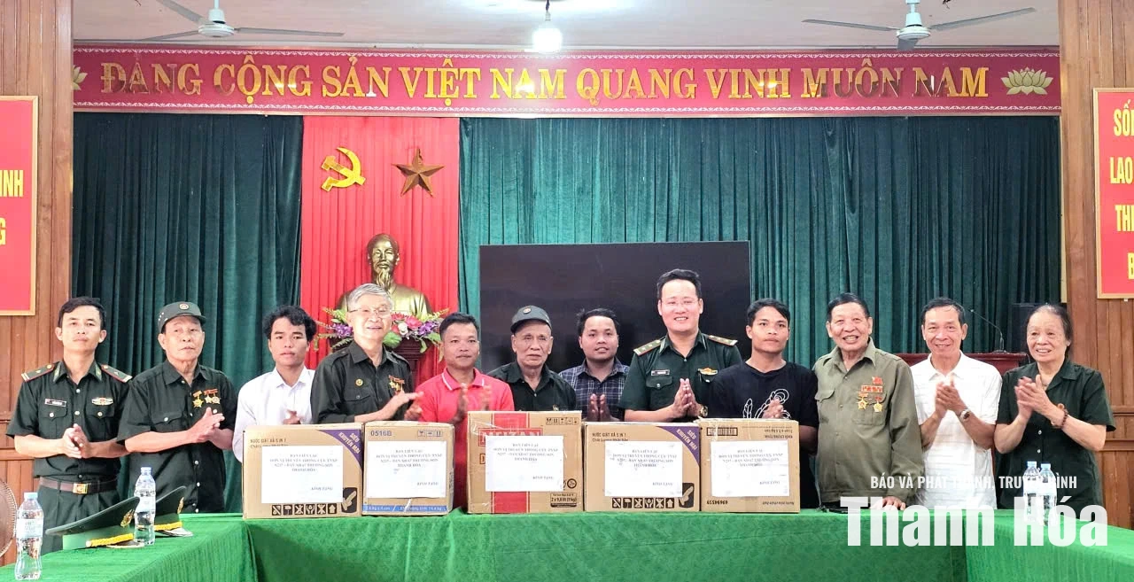 Cựu Thanh niên xung phong N237 Thanh Hóa tri ân các Anh hùng liệt sĩ trên tuyến lửa Trường Sơn