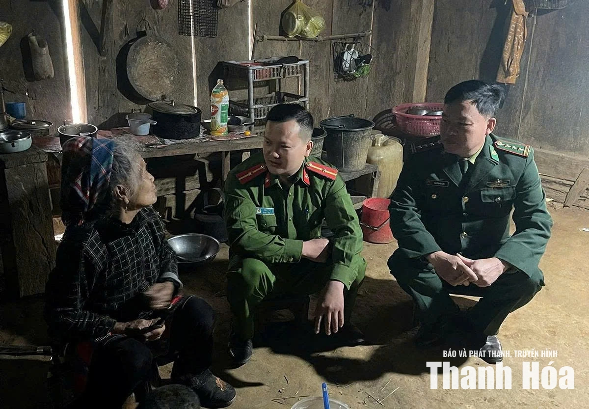 Khi bình minh trở lại bản vùng cao