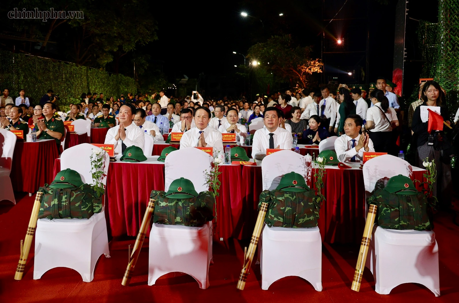 Cầu truyền hình “Sao sáng dẫn đường”: Tôn vinh và tri ân sự hy sinh cao cả của các Anh hùng liệt sĩ