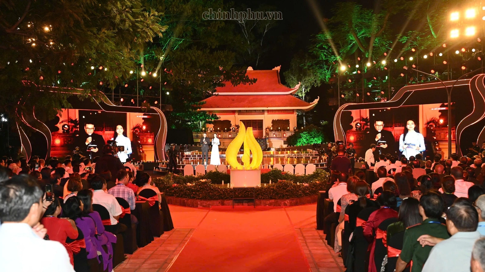 Cầu truyền hình “Sao sáng dẫn đường”: Tôn vinh và tri ân sự hy sinh cao cả của các Anh hùng liệt sĩ