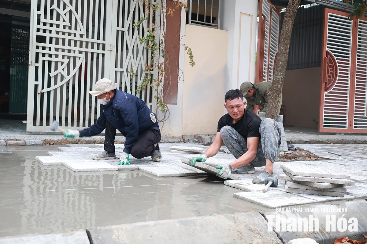 Đường quê khởi sắc từ lòng dân