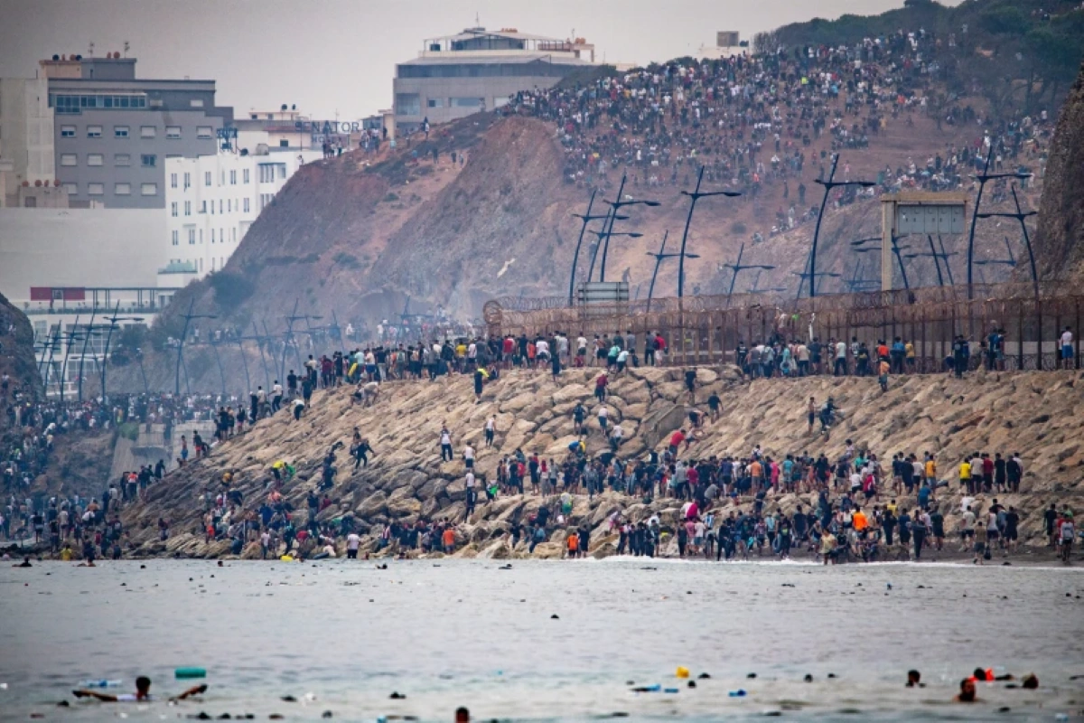 Khủng hoảng Ceuta hạ nhiệt, hàng chục nghìn người di cư trở về Maroc