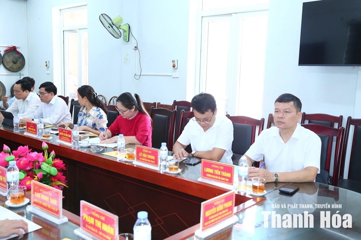 Chuyển hóa tiềm năng thành động lực đưa xã Cẩm Tú phát triển