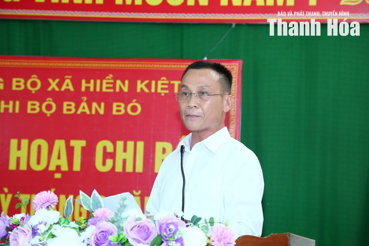 Phó Bí thư Thường trực Tỉnh ủy Nguyễn Hồng Phong dự sinh hoạt chi bộ tại xã Hiền Kiệt