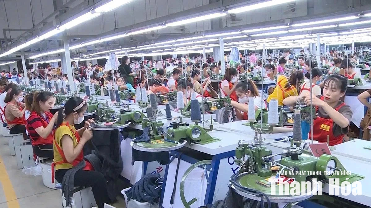 Ngành dệt may tăng tốc sản xuất,&nbsp;đón “sóng” đơn hàng cuối năm