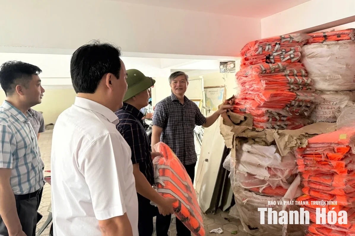 Đảm bảo an toàn đê điều, thông suốt dòng chảy trong mùa mưa bão